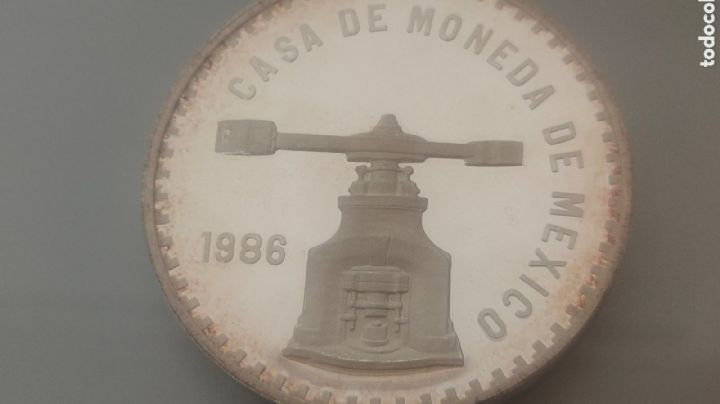 La Trascendental Moneda de 5 Onzas 1986 de MÃ©xico: 450 AÃ±os de Historia NumismÃ¡tica
