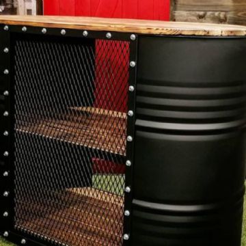 Crea contenedores renovados para tu espacio preferido reutilizando barriles metálicos