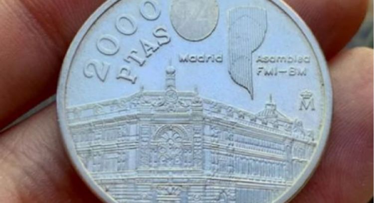 Descubre el tesoro europeo: La moneda de 2000 pesetas, cotizada por cientos de euros cuando la vendes en lotes