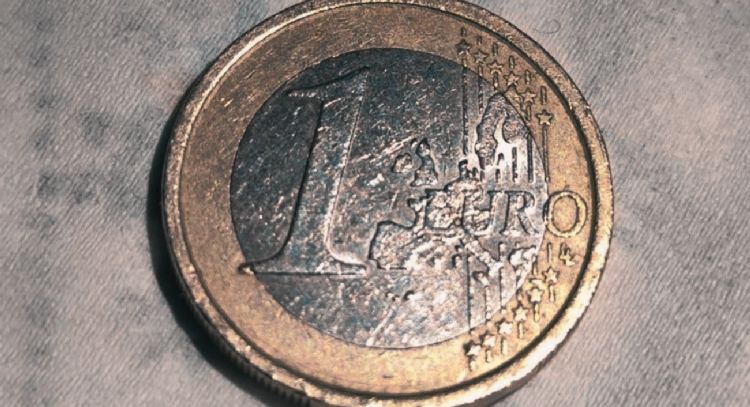 Piezas valiosas de Europa: La Moneda de 1 Euro que Ofrece un Curso de Cata de Vinos en la Ribera del Duero