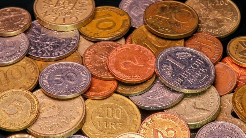 ¡Desempolva tus monedas de pesetas!: Todo lo que debes saber para vender como un profesional