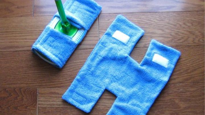 Convierte tus calcetines gastados en la herramienta más efectiva para limpiar tu casa
